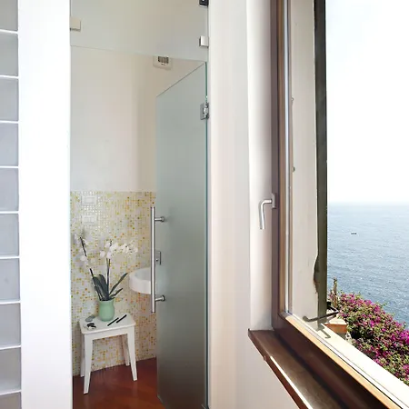 Arpaiu Konukevi Manarola