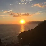 Arpaiu Konukevi Manarola