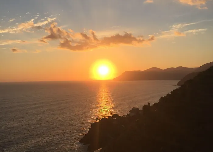 Arpaiu Pensión Manarola